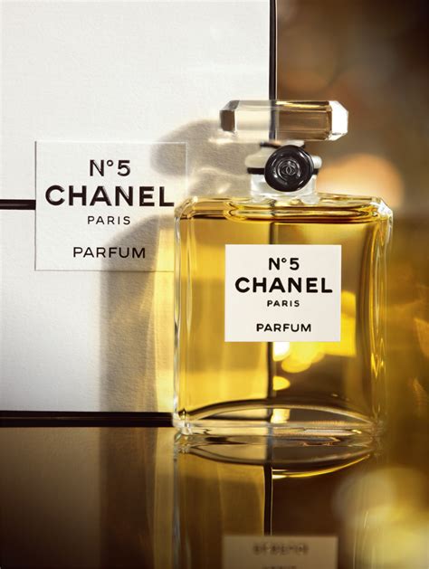 l'eau chanel n 5|chanel number 5 l'eau.